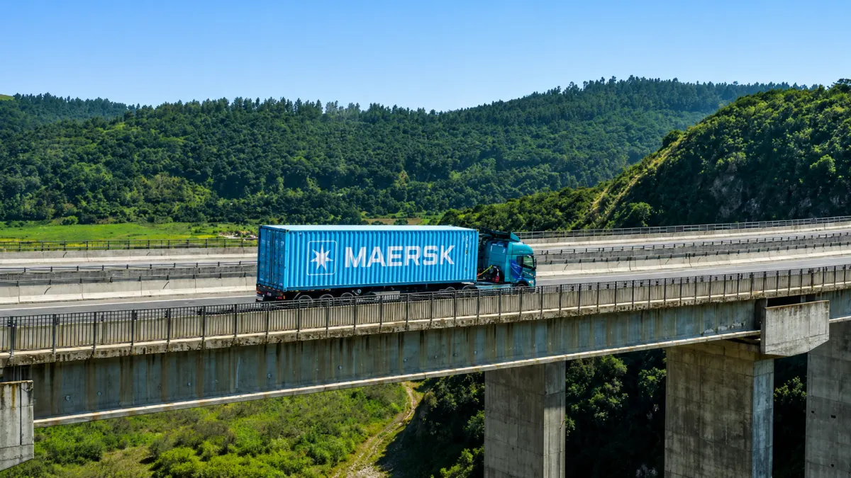 Terminals — APM Terminals Maersk