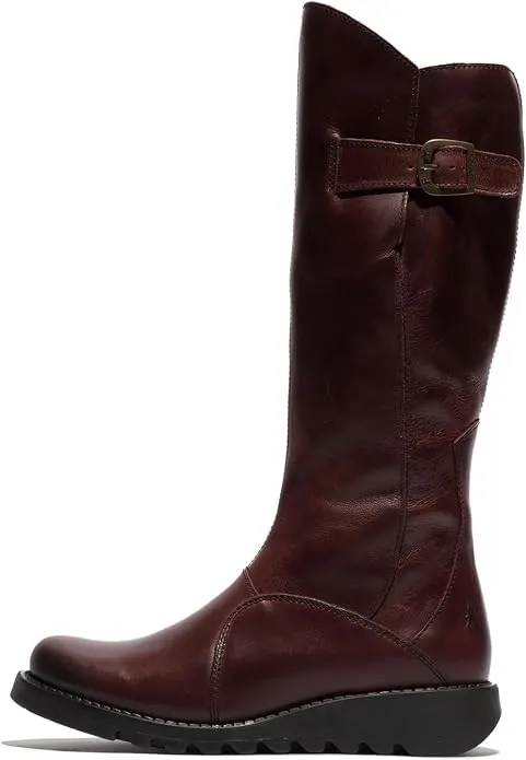 Premium Women’s Walking Boots Over $200