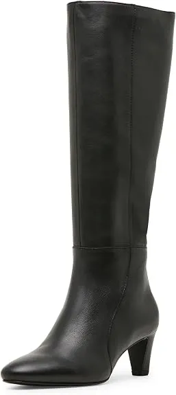 Premium Women’s Walking Boots Over $200