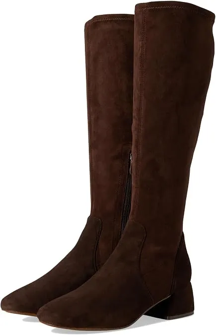 Premium Women’s Walking Boots Over $200