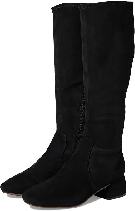 Premium Women’s Walking Boots Over $200