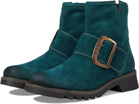 Premium Women’s Walking Boots Over $200