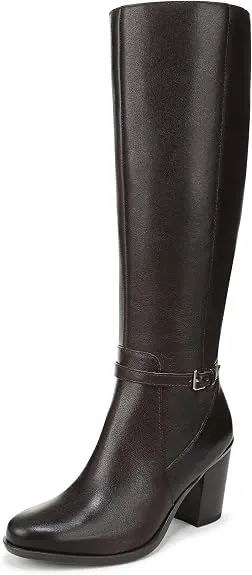 Premium Women’s Walking Boots Over $200