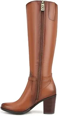 Premium Women’s Walking Boots Over $200