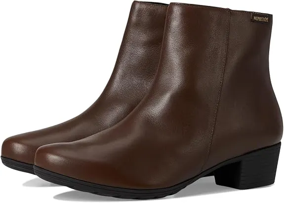 Premium Women’s Walking Boots Over $200