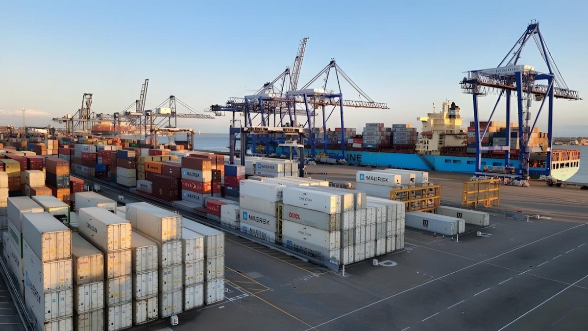 Port of Felixstowe (UK)