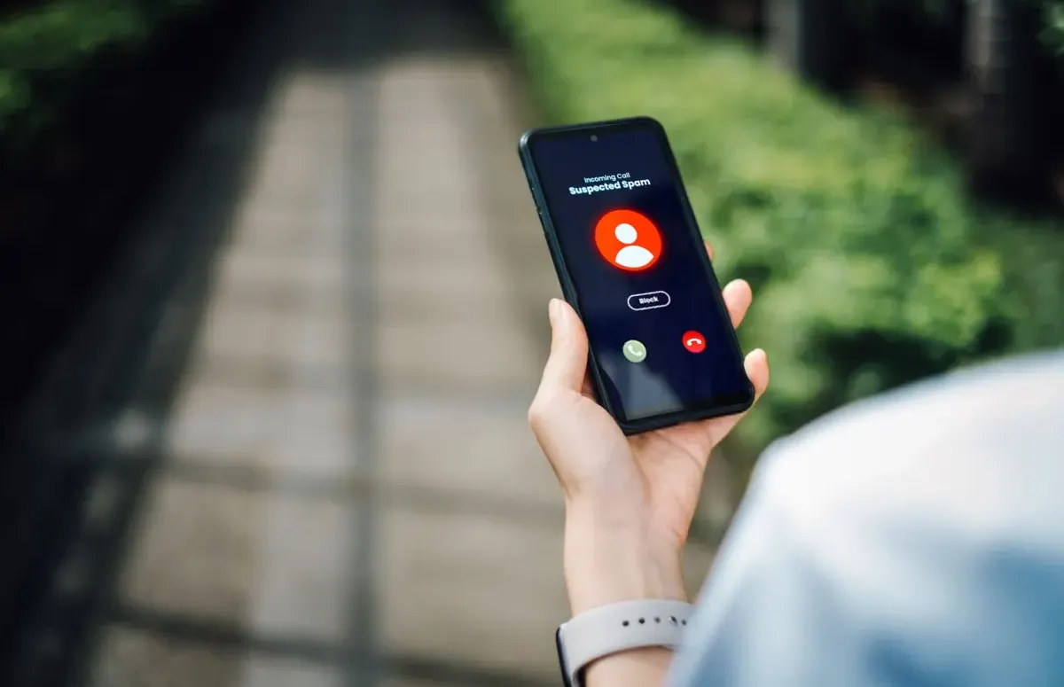 Why You Can’t Always Ignore Calls from Unknown Numbers