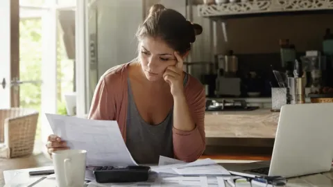 10 Everyday Subscriptions Quietly Draining Your Wallet, And You Probably Forgot About Them