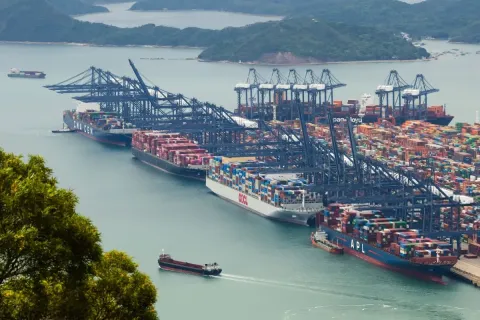 The Largest Container Ports in the World in 2025: Official Ranking + TEU Statistics