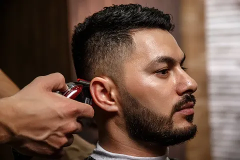 How to Cut a Simple Men's Haircut: Step-by-Step Clipper Tutorial for Beginners