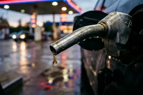Venturi Effect and 300-Pound Shear Valves: The Hidden Engineering of Gas Stations
