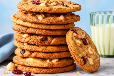 Paul Hollywood’s White Chocolate, Cranberry and Macadamia Cookies