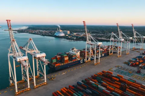 Gantry Cranes Explained: Types, Specifications, and How to Choose the Right One in 2026