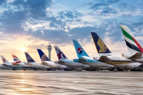 The 16 Largest Passenger Airlines in the World (2026): Passengers, Brand Value & History