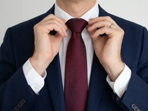 How to Tie a Windsor Knot: Step-by-Step Guide to the Perfect Tie Knot