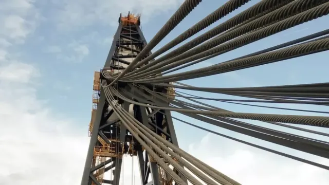 A Cable No Thicker Than Your Wrist Holds Tens of Tons Overhead—Here’s the Science Behind It