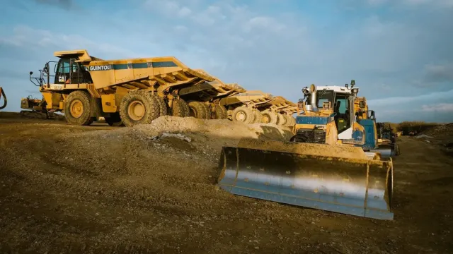 From Bulldozers to Mining Trucks: 30 Machines That Move the World