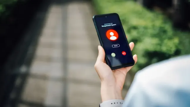 Why You Can’t Always Ignore Calls from Unknown Numbers