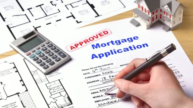 What Is a 30-Year Fixed Mortgage Rate, and Why Is Everyone Talking About It?