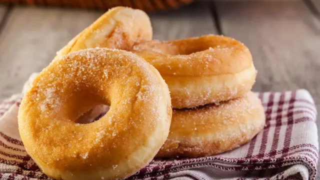 Soft Homemade Donuts in a Frying Pan: Make Fluffy, Delicious Bakery-Style Donuts at Home With This Easy Recipe!